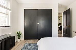 2 bedrooms, travel cot, free WiFi, bed sheets - Hot Tub - Fire Pit - BBQ - Hammock - Colonial (Kingston)