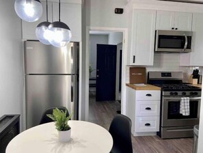 Microwave, oven, stovetop, dishwasher - Dog-Friendly Hudson Valley Escape with Hot Tub & Jacuzzi (Kingston)