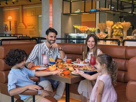 The WB Abu Dhabi, Curio Collection by Hilton - Image 40