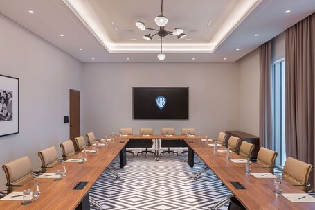 The WB Abu Dhabi, Curio Collection by Hilton - Image 69