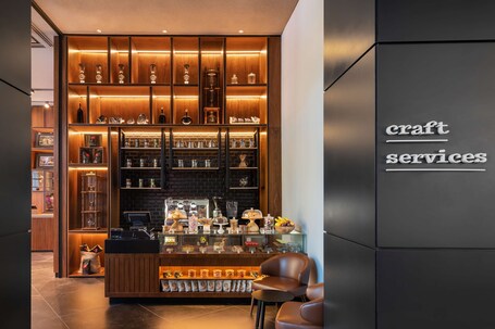 The WB Abu Dhabi, Curio Collection by Hilton - Image 104