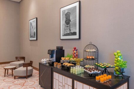 The WB Abu Dhabi, Curio Collection by Hilton - Image 152
