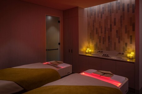The WB Abu Dhabi, Curio Collection by Hilton - Image 71