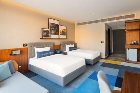 The WB Abu Dhabi, Curio Collection by Hilton - Image 171