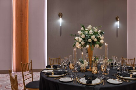 The WB Abu Dhabi, Curio Collection by Hilton - Image 156