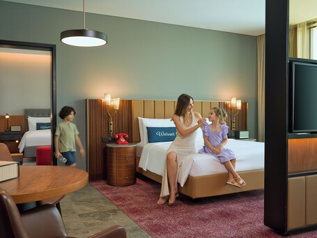 The WB Abu Dhabi, Curio Collection by Hilton - Image 174