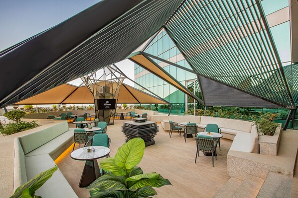 Breakfast, lunch and dinner served - Hilton Bahrain (Manama)