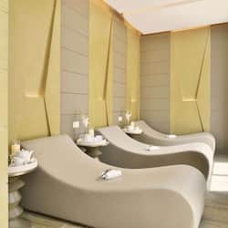 Couples treatment room(s), sauna, hot tub, steam room, body treatments
