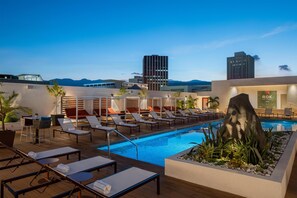 Outdoor pool, pool cabanas (surcharge), pool umbrellas - ROK Hotel Kingston, Tapestry Collection by Hilton (Kingston)