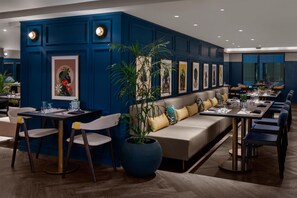 3 restaurants, breakfast, lunch served; local and international cuisine - ROK Hotel Kingston, Tapestry Collection by Hilton (Kingston)