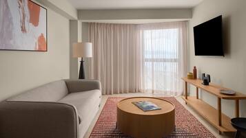 Suite, 1 Bedroom | Living area