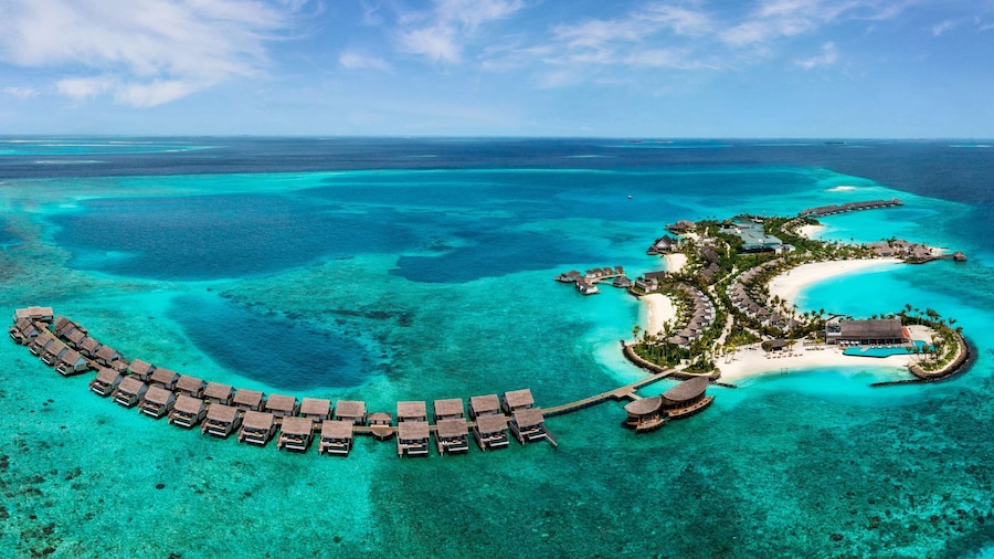 Hilton Maldives Amingiri Resort & Spa