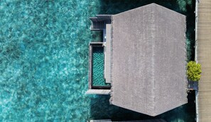 Villa, 1 très grand lit, sur l'eau (Pool) | Vue de la chambre
