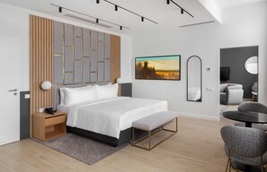 Télévision à écran plat de 55 pouces avec chaînes par satellite