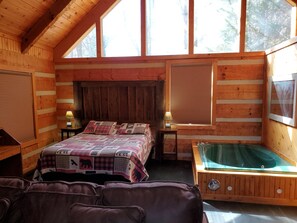 House, 1 Queen Bed with Sofa bed (Daze Off #106) | 1 bedroom, individually decorated, individually furnished, bed sheets - Daze Off #106 (Sevierville)