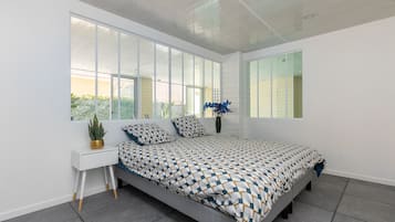 1 bedroom, travel cot, free WiFi