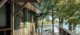 Mountain House on Private Lake