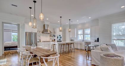 Custom, prestigious Southern Living Home on BHI!