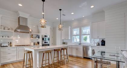 Custom, prestigious Southern Living Home on BHI!