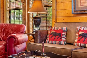 Smart TV, fireplace, DVD player