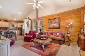 Smart TV, fireplace, DVD player