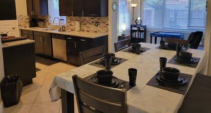 SunnySide Getaway <15mins from beach/Dtown/airport