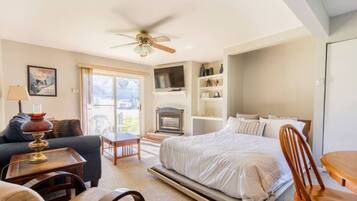 Una scrivania, Wi-Fi gratuito, lenzuola, accesso in sedia a rotelle