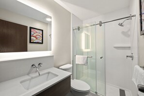 Bathroom - The Elmwood (Waterville)