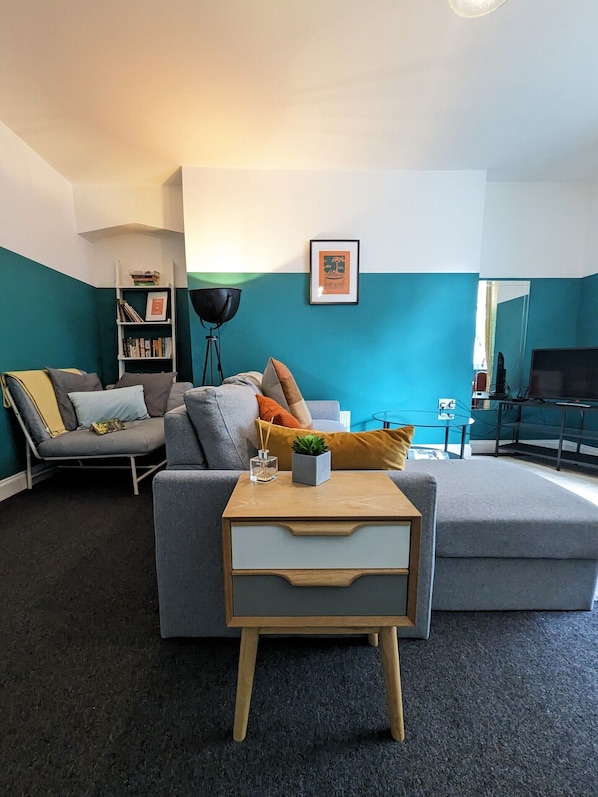 Classic-Apartment, eigenes Bad | Lounge