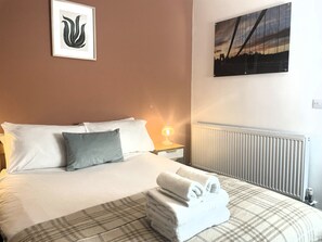 Classic Apartment, Private Bathroom | 1 bedroom - Contemporary Garden Flat in Clifton (Bristol)