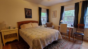 Quarto casal elite | Individualmente mobiliados, escrivaninha