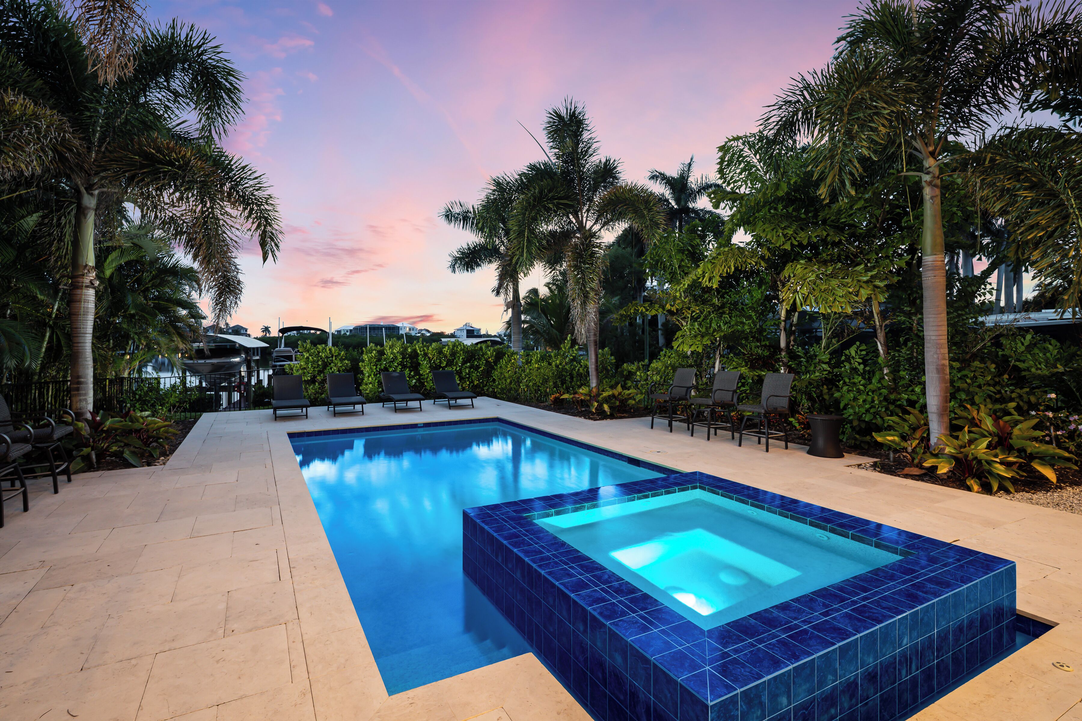 Piscine extérieure, piscine chauffée