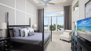 5 bedrooms, desk, iron/ironing board, free WiFi