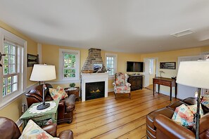 Smart-TV, peis og kontorer