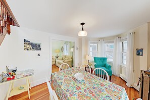Interior - Lobster Cottage on the Harbor  W/Lighthouse and Waterviews. (Prospect Harbor)