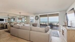 Unclassified image, 3 of 29, button