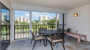 Imagem sem classificação, 3 de 18, botão