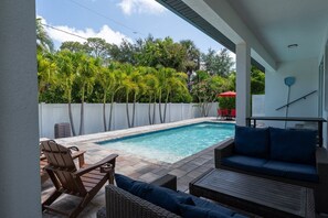 Imagen sin descripción, 3 de 26, botón