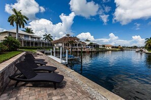 Property grounds - 4/4 Home, steps from Tiger Tail Beach entrance (Marco Island)