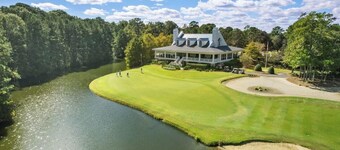  True Blue Renovated 2B/3B or 3B/3B same price  Top Floor Unit Best View !!