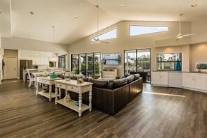 Immagine non classificata, 3 di 21, pulsante