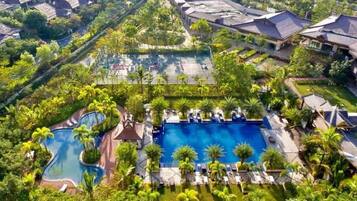 Seasonal outdoor pool