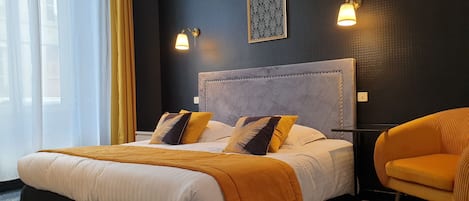 In-room safe, individually decorated, individually furnished, desk