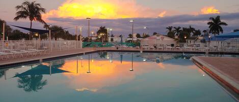 Outdoor pool, a heated pool