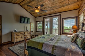 3 chambres, fer et planche à repasser, Wi-Fi gratuit, draps fournis
