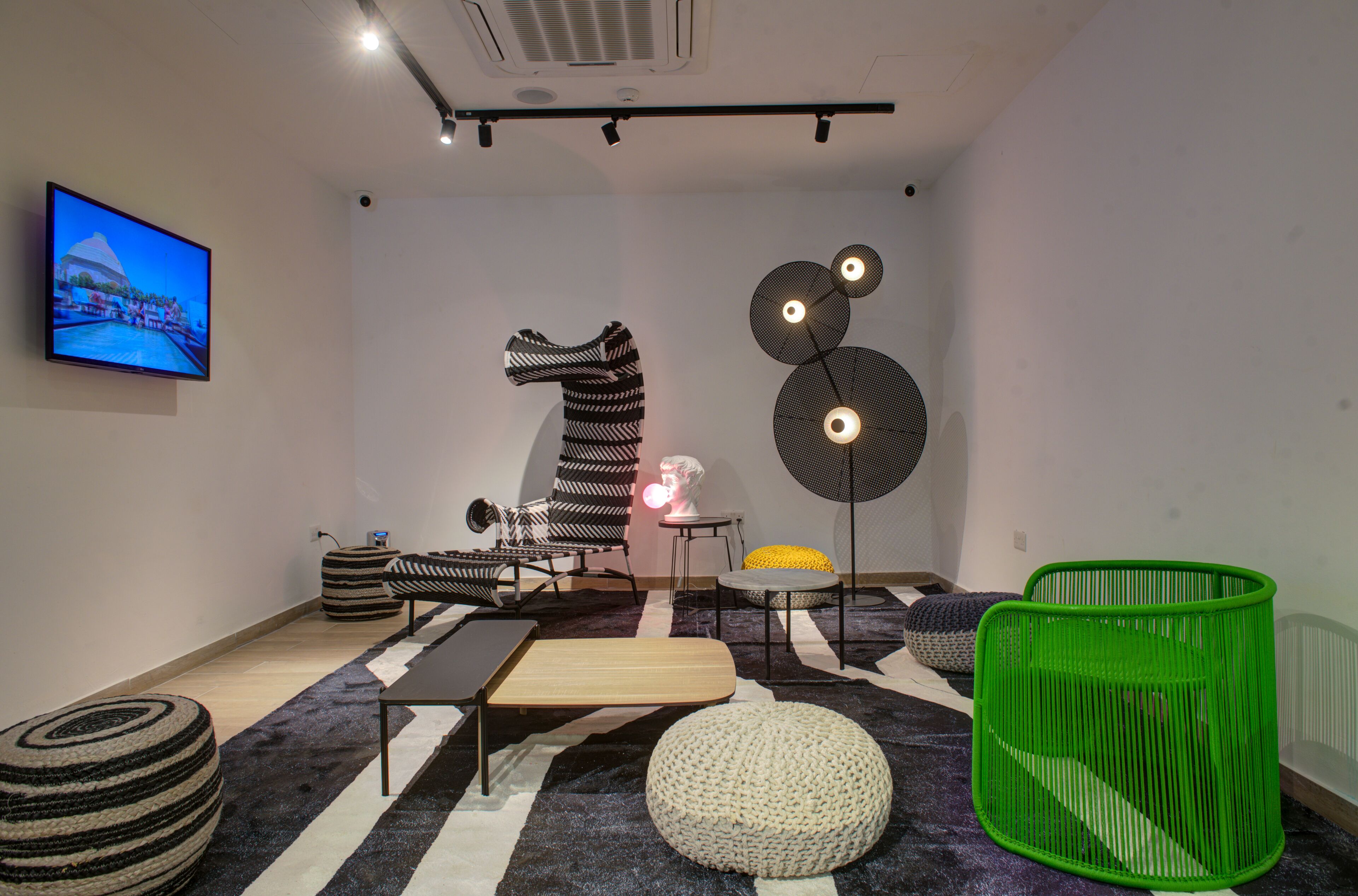 Photo - IKYK Hotel- IK Collection