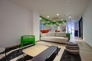Interior detail - IKYK Hotel - IK Collection (St. Julian's)