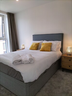 1 bedroom, iron/ironing board, free WiFi