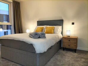 1 bedroom, iron/ironing board, free WiFi