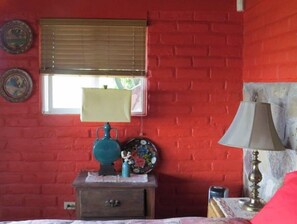 2 bedrooms, internet - Beautiful Beachfront (Cape Coral)